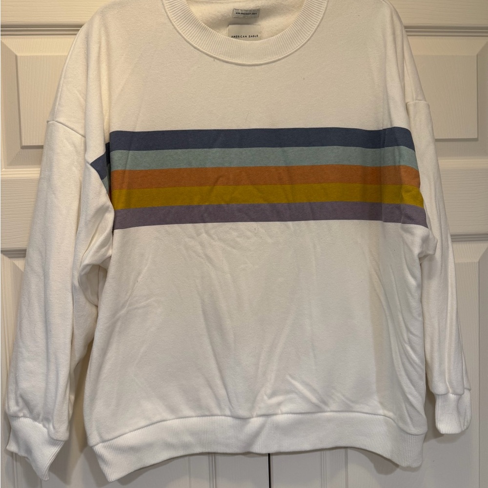 American Eagle Outfitters Soft White Sweatshirt